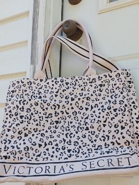 Victoria's Secret Leopard Tote Beach Shopper Tote Shoulder Bag
